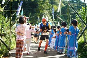 BIB: 2120
                            <button type="button" onclick="openModal(19053276)" class="btn btn-primary btn-sm float-right btn-popup" data-toggle="modal" data-target=".modal-high-quality">
                        <i class="fas fa-shopping-cart"></i> Add to Cart
                    </button>
                                            <button type="button" onclick="isThisMe(19053276, true)" class="btn btn-success btn-sm float-right btn-popup btn-isme hidden" data-toggle="tooltip" data-placement="bottom" title="นี่คือรูปของคุณใช่ไหม คลิกที่นี่เพื่อเอาเข้าอัลบั้ม">
                        <i class="fas fa-plus"></i> Add to album
                    </button>
                    <button type="button" onclick="isThisMe(19053276, false)" class="btn btn-warning btn-sm float-right btn-popup btn-isnotme hidden">
                        <i class="fas fa-ban"></i> Remove from album
                    </button>